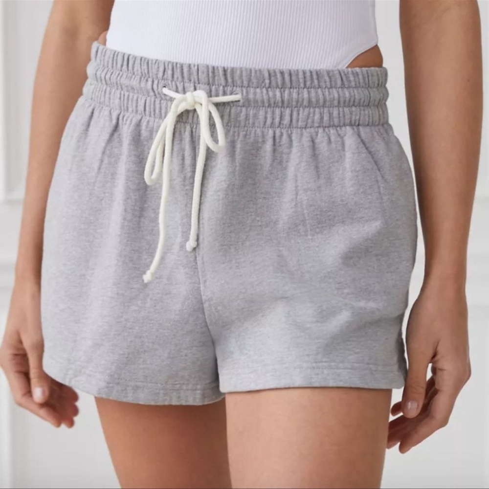 NWT UO out from under ellie sweatshort grey Size S
